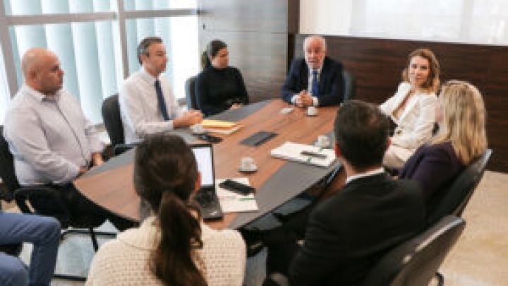 Reunião entre MPC-SC, TCE-SC, MPSC e Alesc discute ferry boat entre Itajaí e Navegantes